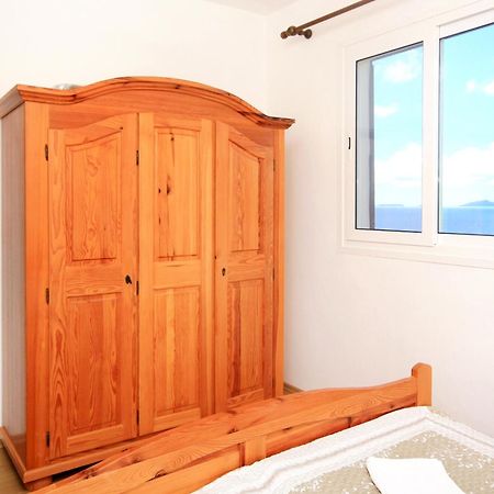 Apartments By The Sea Zavalatica, Korcula - 546 Room photo