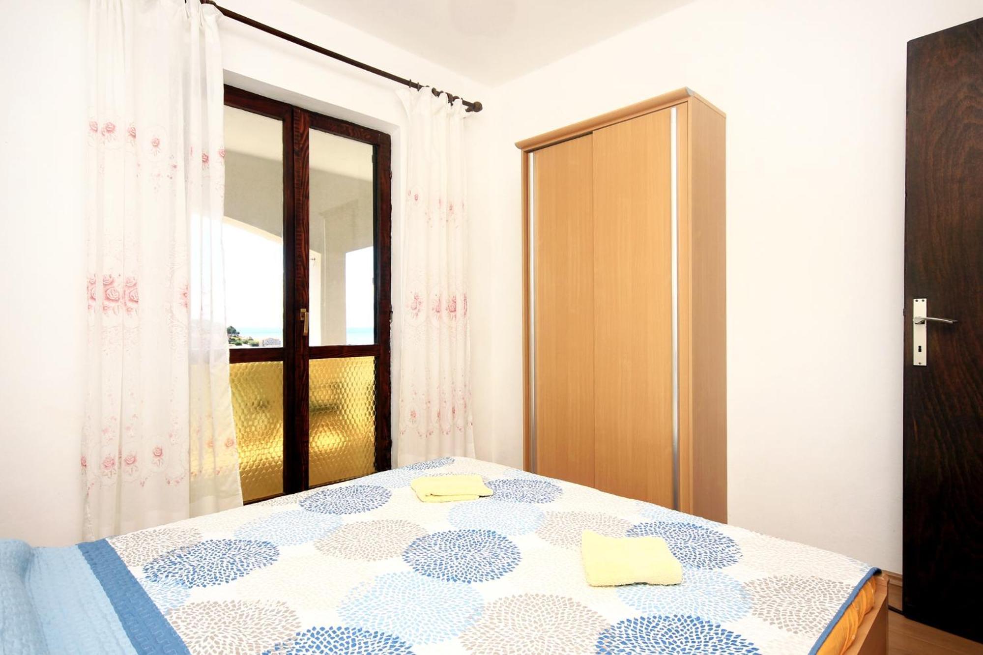 Apartments By The Sea Zavalatica, Korcula - 546 Room photo